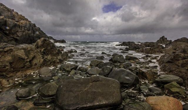 Guernsey’s natural beauty tops visitor survey – BBC
