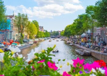 Netherlands summons Iranian ambassador over seized diplomatic luggage – Latest news from Azerbaijan