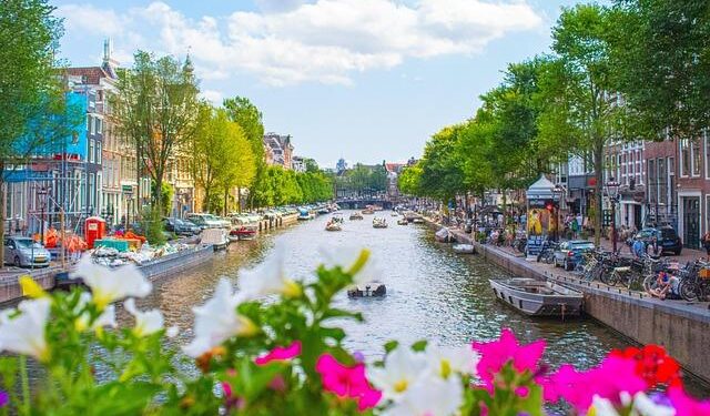 Netherlands summons Iranian ambassador over seized diplomatic luggage – Latest news from Azerbaijan