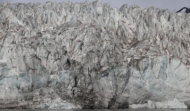 Svalbard and Jan Mayen Earthquakes Archive: Past Quakes during January 2026 – Volcano Discovery