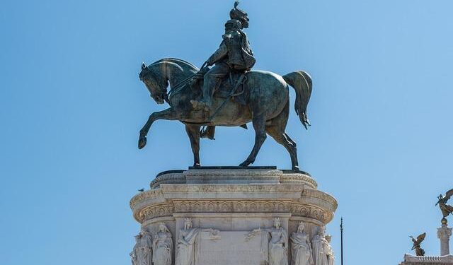 France bring in 23-stone Emmanuel Meafou to beef up pack for England clash – The Times