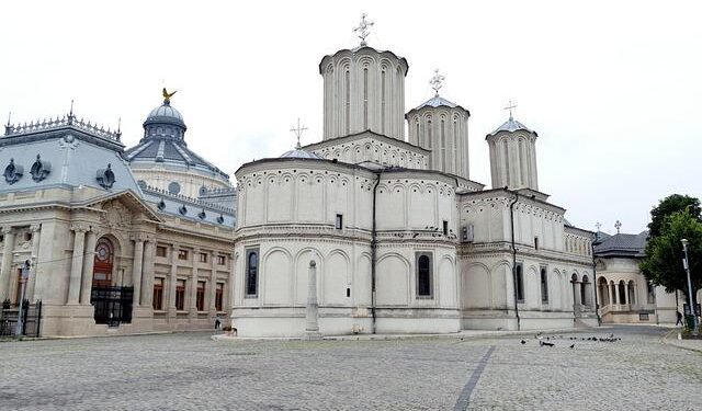 Serbian president presents new vision for rail – International Railway Journal