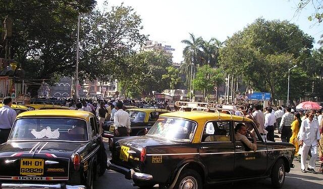 Chaos on first day of Greece train crash trial as relatives shout ‘shame on you’ – The Guardian