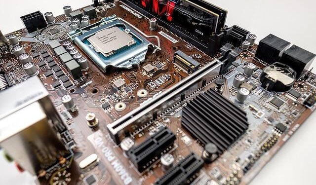 Intel to Repurchase 49% Equity Interest in Ireland Fab Joint Venture – marketscreener.com