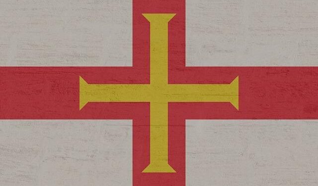 Guernsey bathing pool toilets could become tourism apartment – BBC