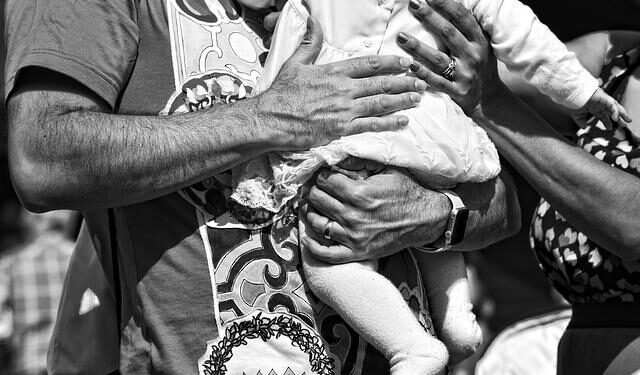 Move to make Three Legs of Man landmark legal – BBC