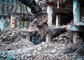 Dismantling Orbán’s 16-Year Grip on Hungary’s Art World – Hyperallergic