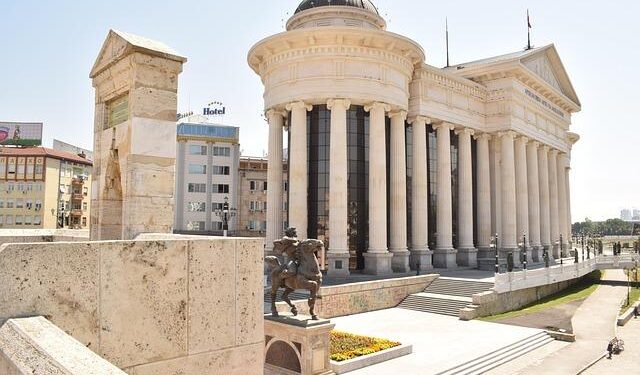 Skopje, Ohrid airports traffic rise 33% in Q1 – SeeNews