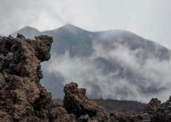 Two towns fall in the top tier of lava risk in new assessment – mbl.is