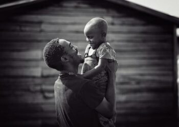 Humanitarian activist Nihad Suljić: ‘Migrants died because their passports weren’t “good enough”’ – Voxeurop