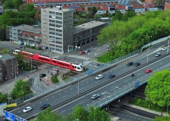 People in the Netherlands are driving more even with fuel prices near record highs – NL Times