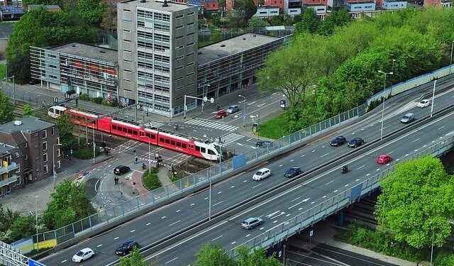 People in the Netherlands are driving more even with fuel prices near record highs – NL Times