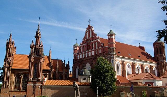 Lithuania to Bar Pro-War Russians, Belarusians From Public Activities – Kyiv Post