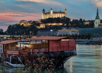 Slovakia classes hospitals as Nato defence spending to hit 2% target – Financial Times