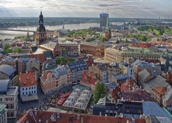 EUR risk: Latvia issues air threat alert, Finland restricts Gulf of Finland traffic – investingLive