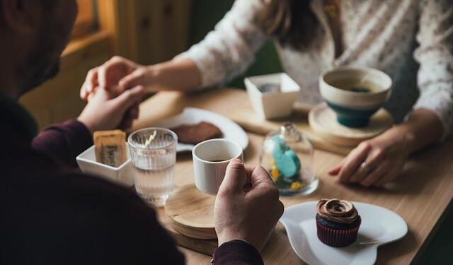 The money conversation couples should have before moving in together – Luxembourg Times