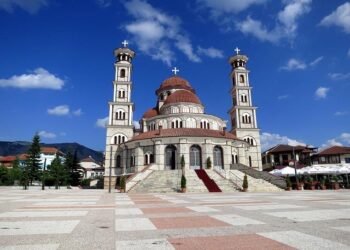 What Albania’s Protesters Want Travelers to Understand – Condé Nast Traveler