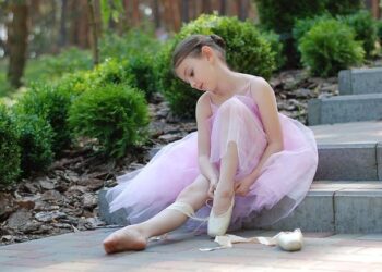 Collenette School of Ballet in San Marino has rich history in ballet, celebrates 100th anniversary – ABC7 Los Angeles