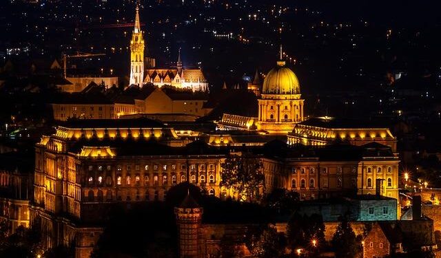 Hungary’s Orbán-style media takeover playbook lands in Serbia before elections – EUobserver