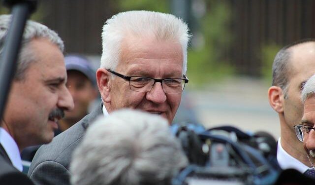 Estonian defense minister resigns after procurement scandal – politico.eu