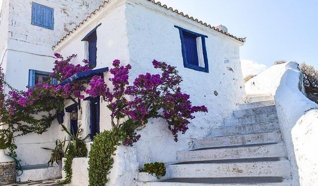 Dive Straight Into the Aegean at This Tiny Greek Hotel – Air Mail