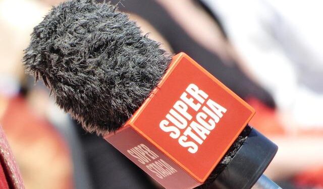 Israeli reporters’ ‘verbal attack’ cuts short Ireland press conference – aljazeera.com