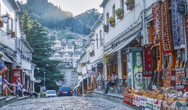 Albania Leaves Key Rate Unchanged – TradingView